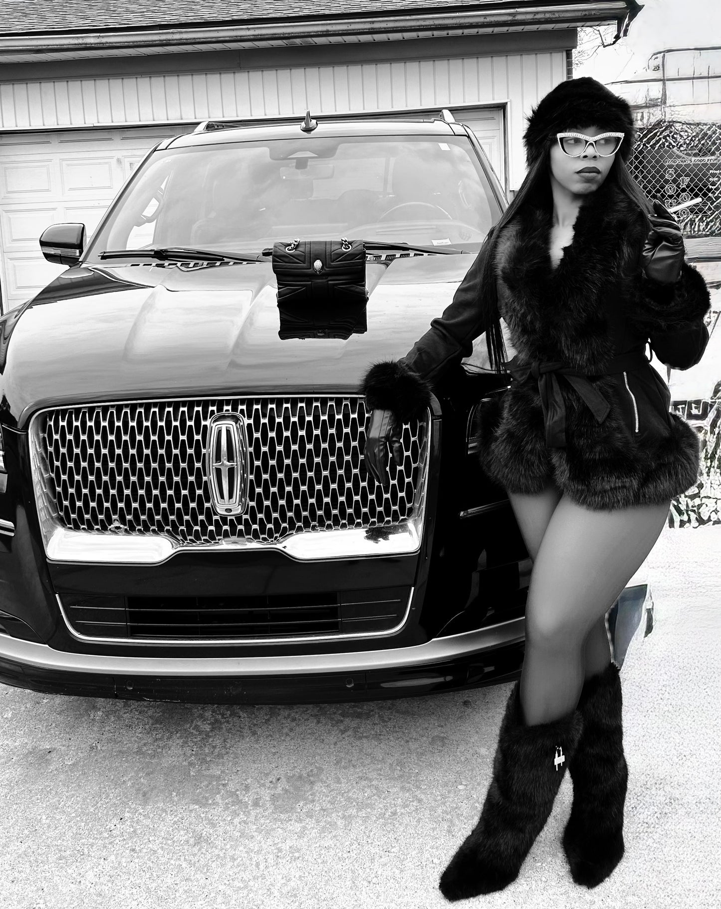 Marilynn Noir Faux Fur